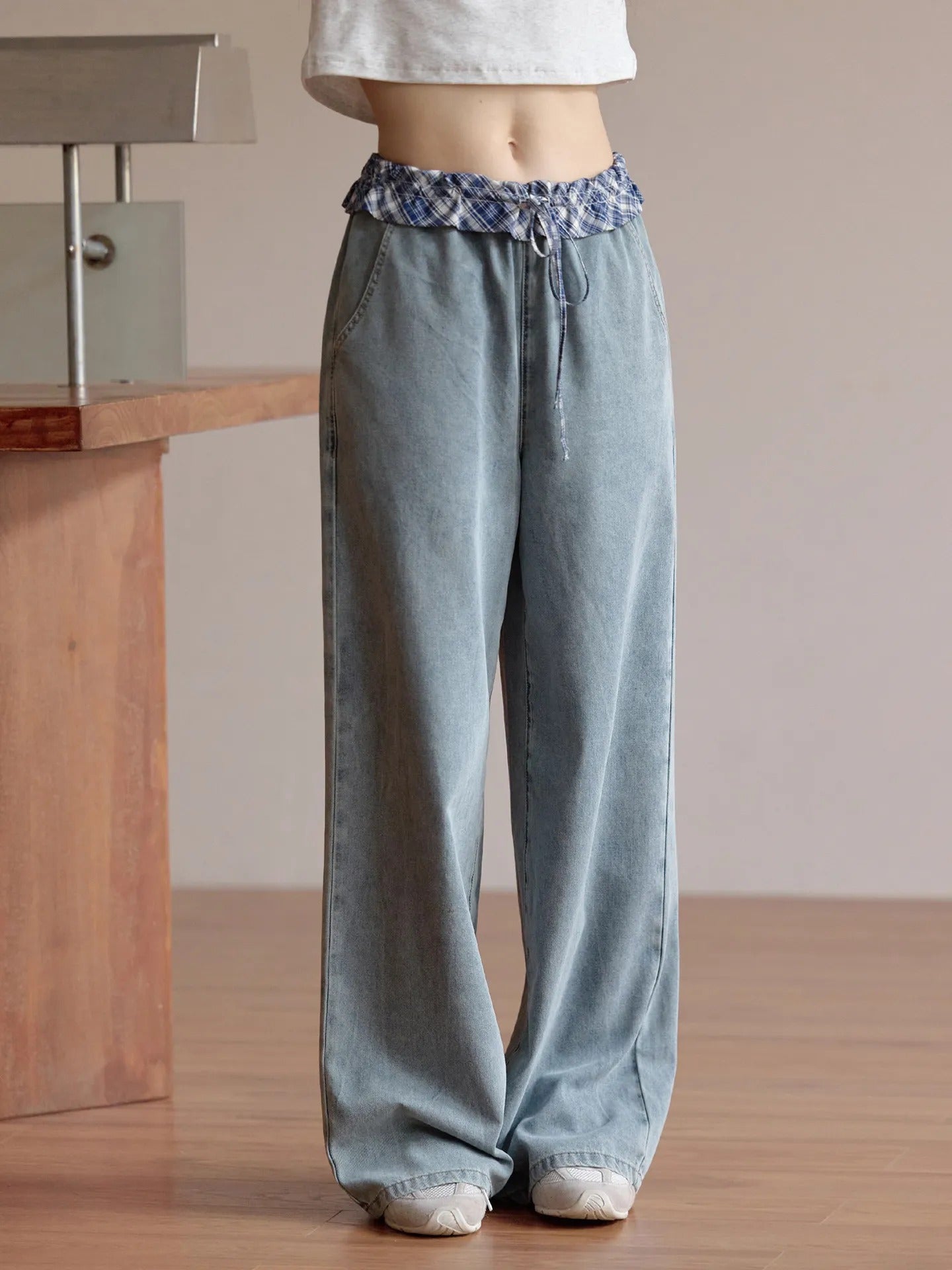 Patchwork Ruffled Waistband Straight Jeans